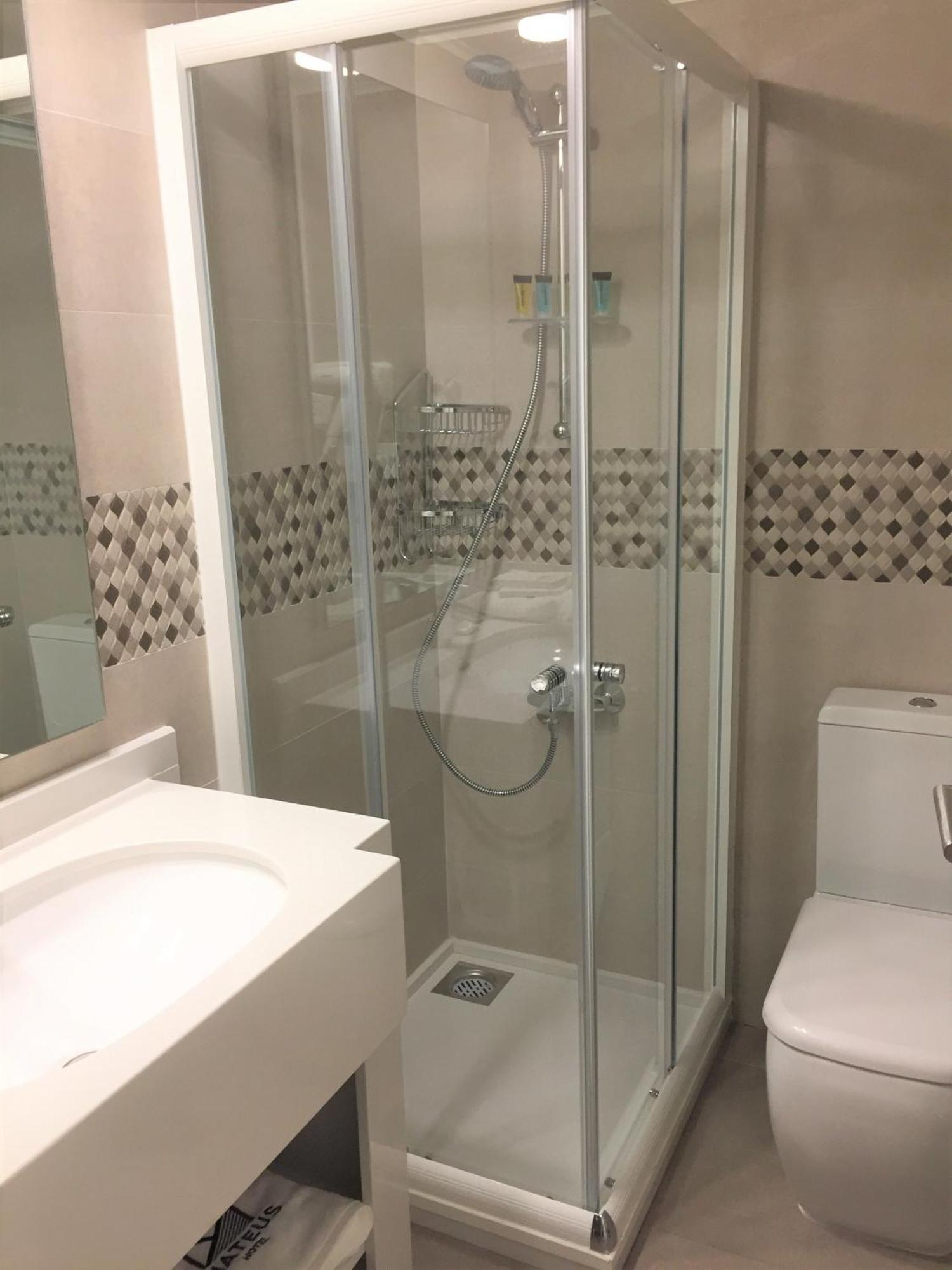 Mateus Hotel & Pool Jounieh Δωμάτιο φωτογραφία